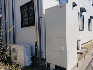 甲府市I様邸 エコキュート設置工事 甲府市I様邸 エコキュート設置工事